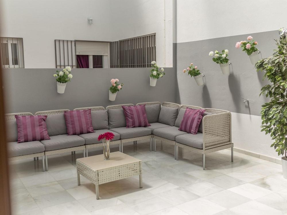 Reservaloen Plaza De La Encarnacion Appartement *